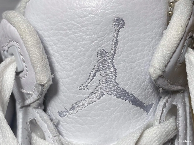 Cheap 136064-111 Triple Air 3 Retro Jordan White 0715